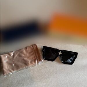 LV Cyclone Glasses (BLACK)
